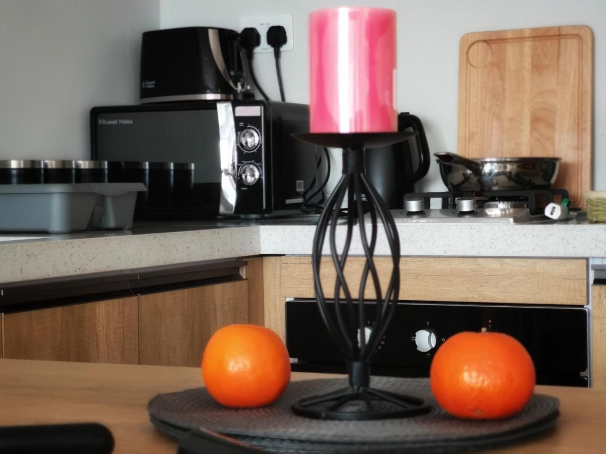E14, Forest View Apartments, Deposit Required To Confirm Booking Kololi Exteriér fotografie